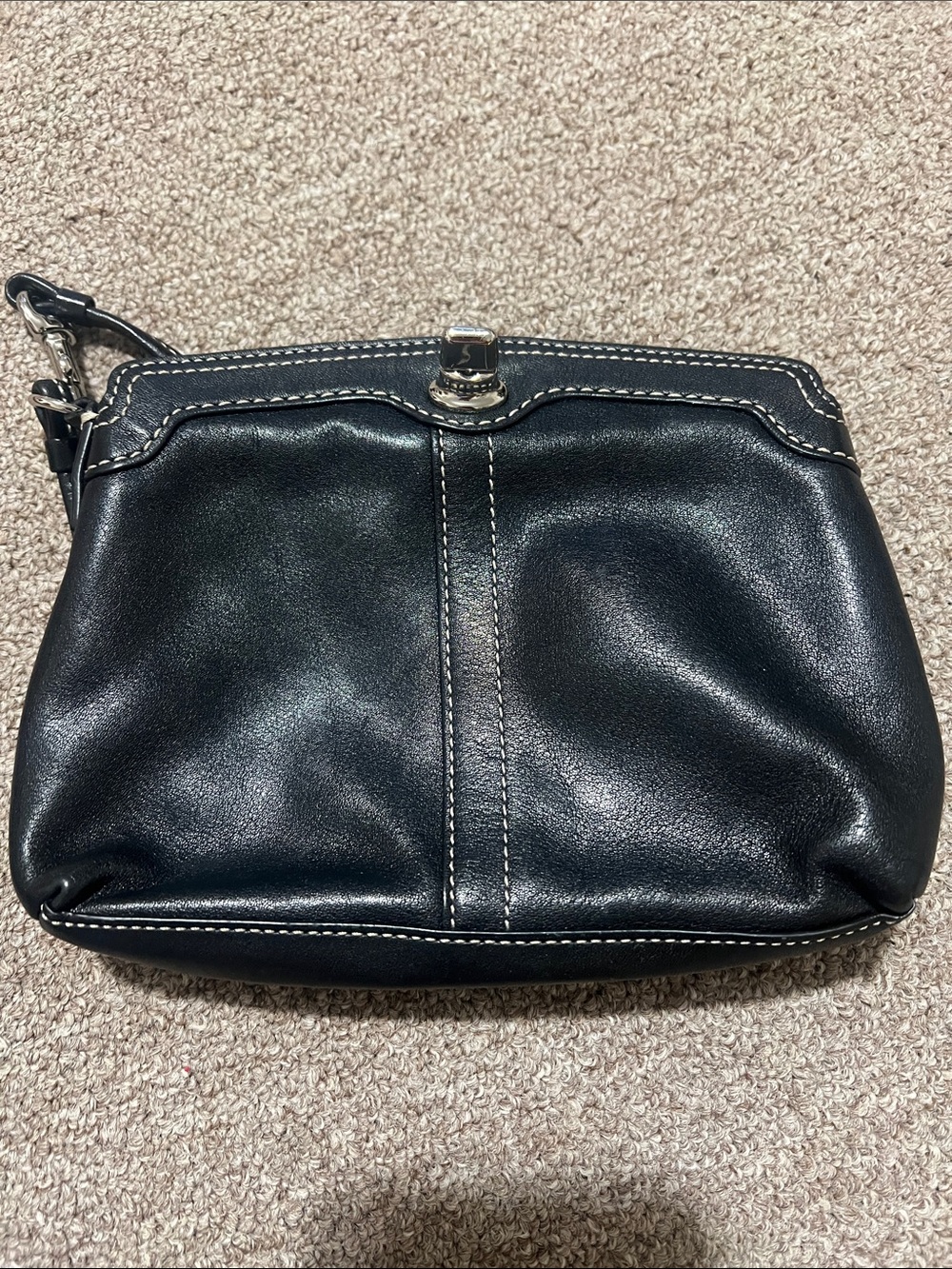Black Women's Leather Wristlet Clutch - Classic Stitch Detail